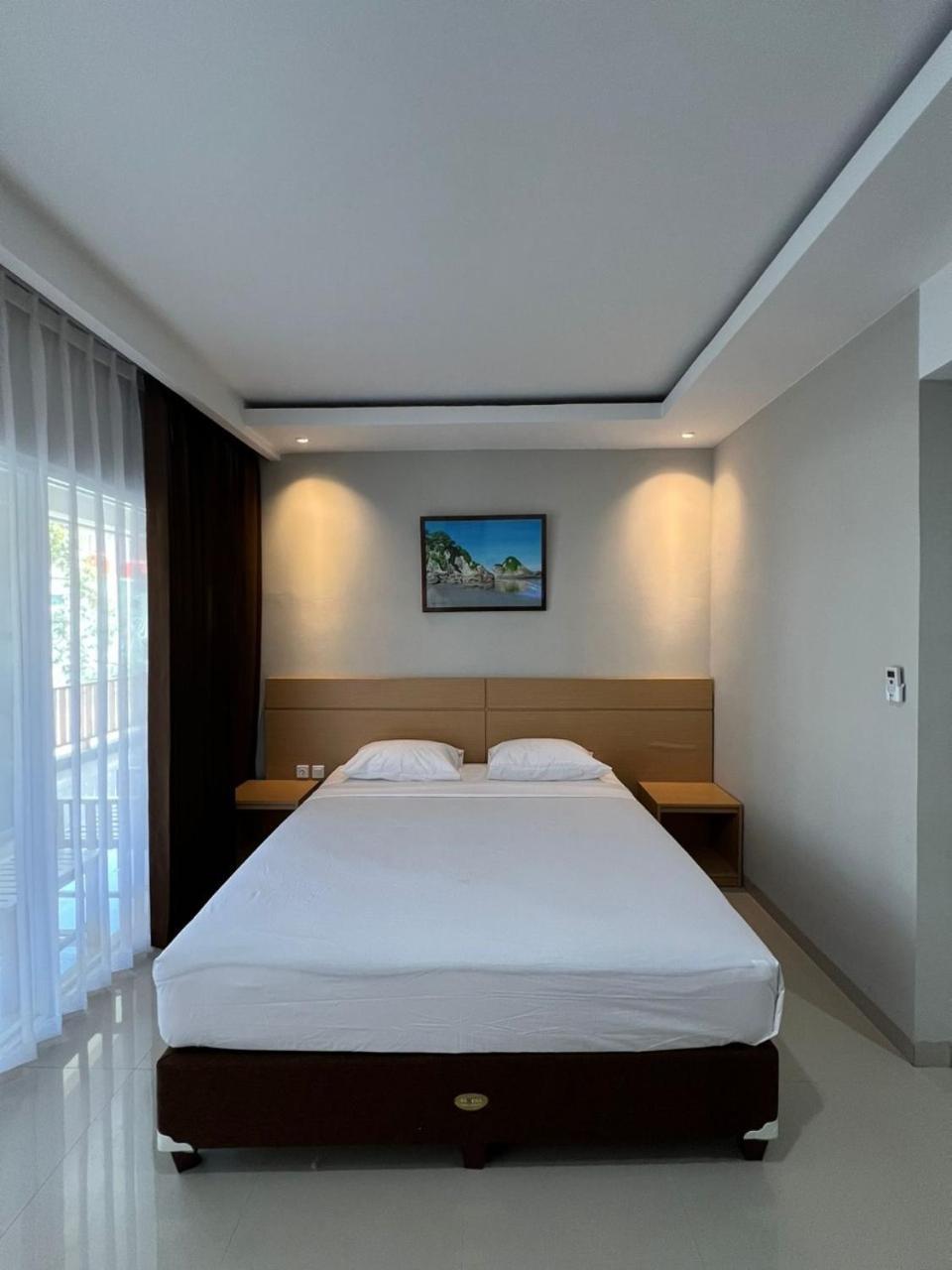 Hotel Century Pangandaran Buitenkant foto