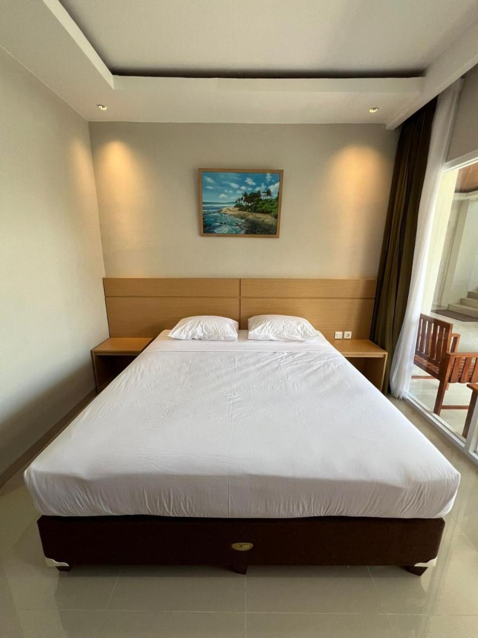 Hotel Century Pangandaran Buitenkant foto